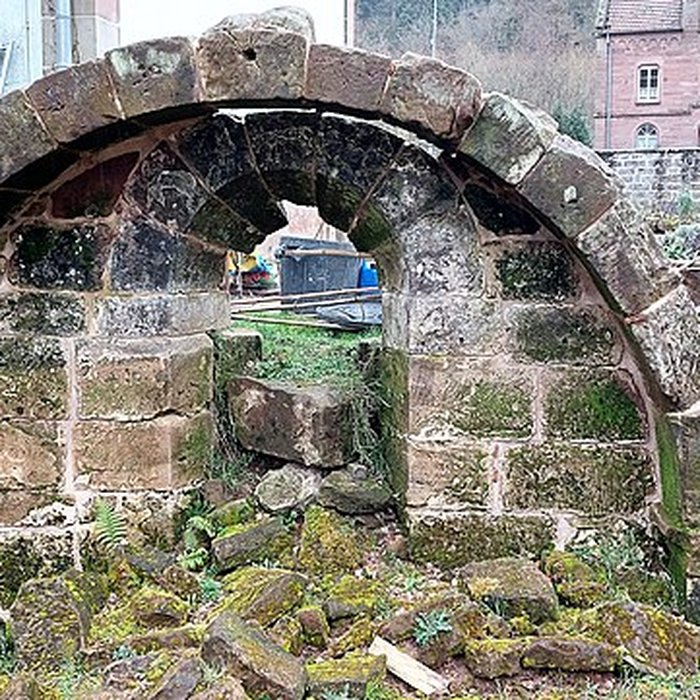 Photo de Vestiges de lancienne abbaye de Graufthal