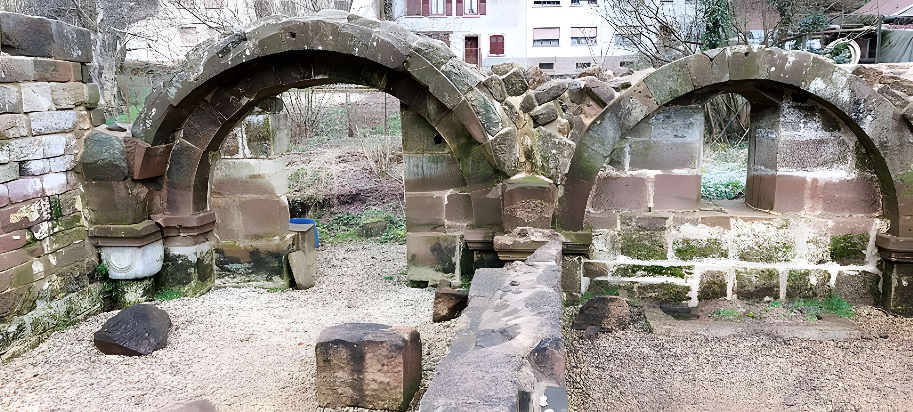 Vestiges de l'ancienne abbaye de Graufthal