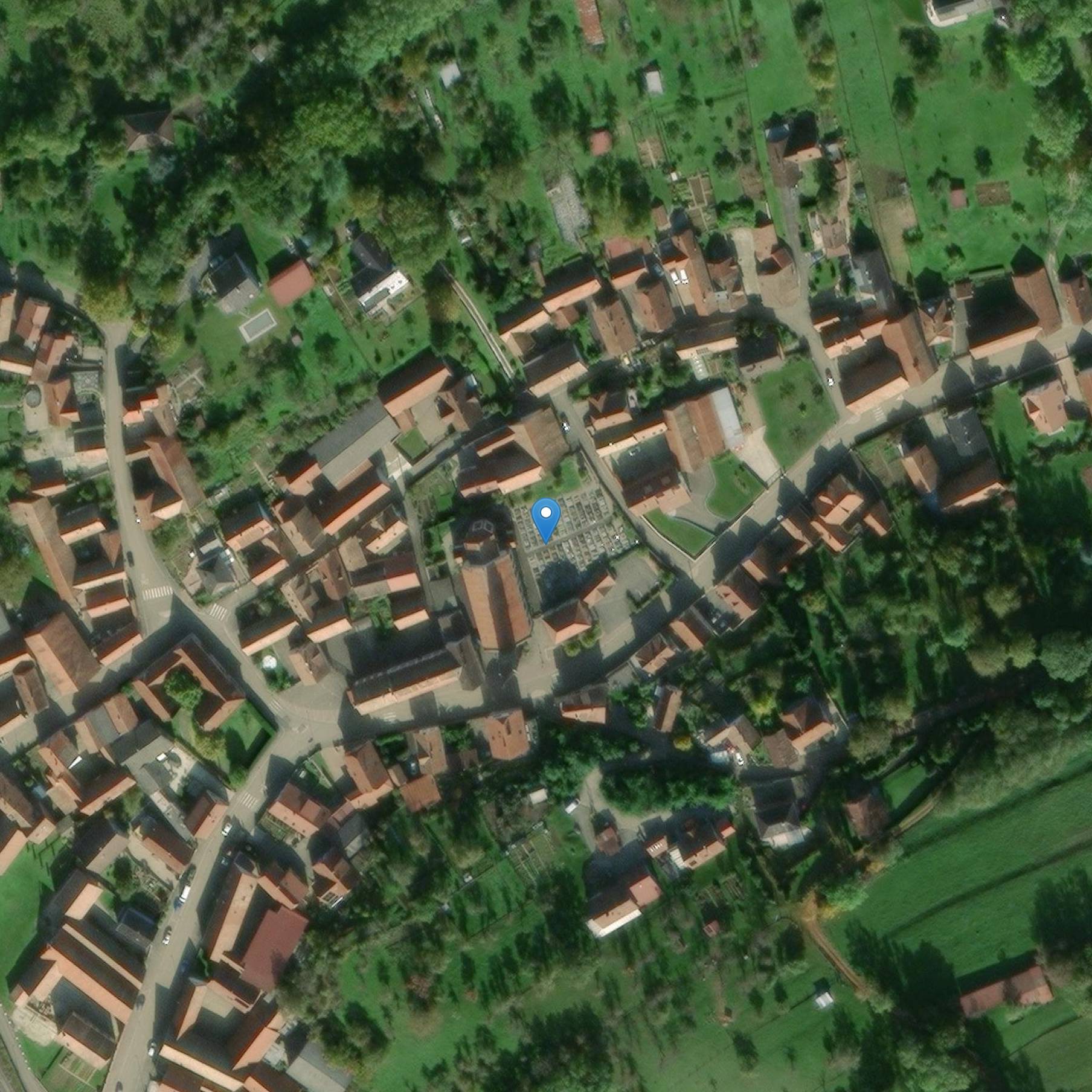 Photo de Grande croce del cimitero