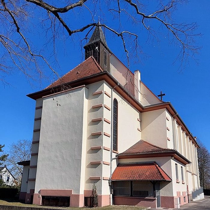 Photo de Eglise catholique Sainte-Thérèse-de-lEnfant-Jésus