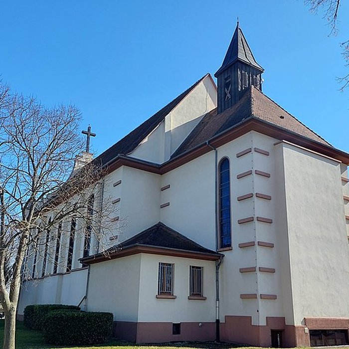 Photo de Eglise catholique Sainte-Thérèse-de-lEnfant-Jésus