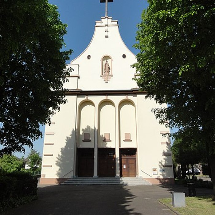 Photo de Eglise catholique Sainte-Thérèse-de-lEnfant-Jésus
