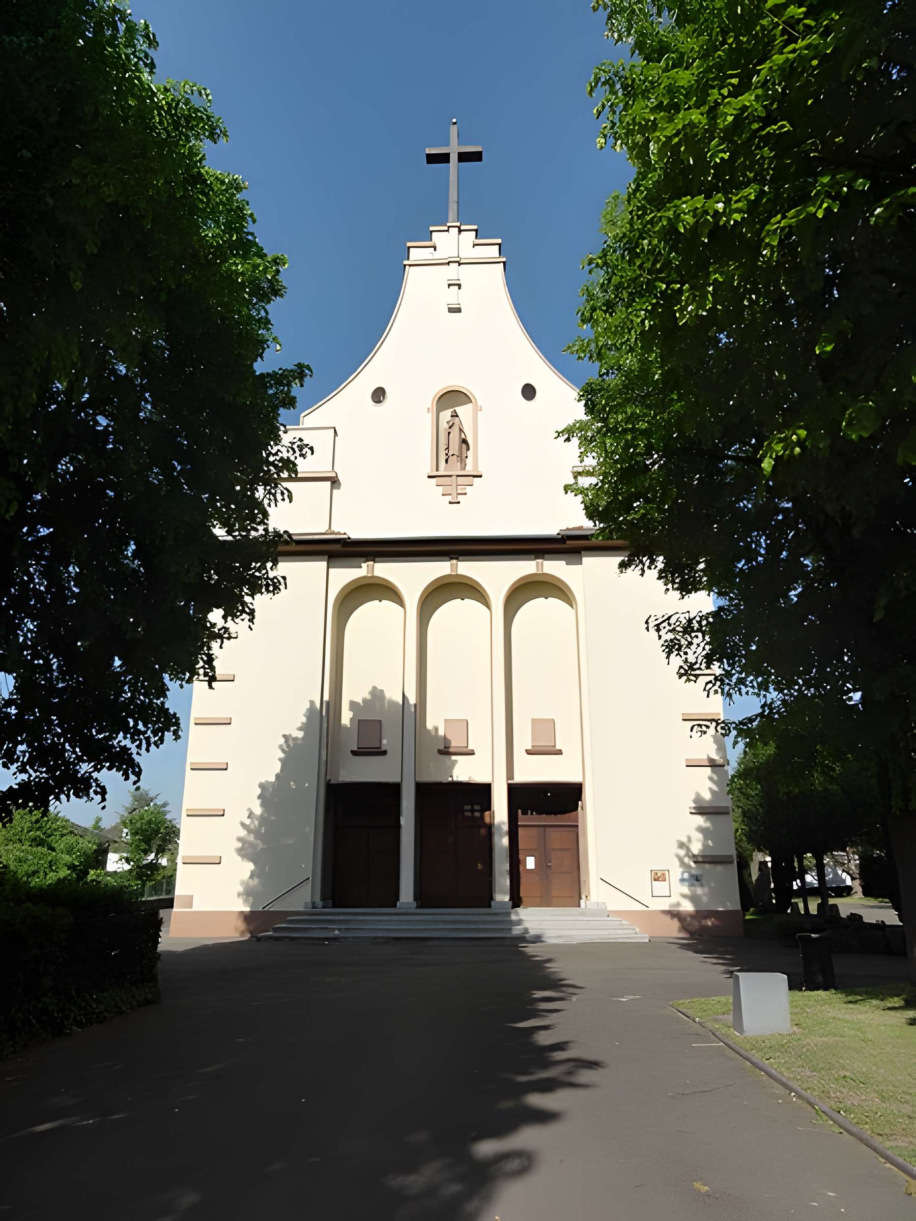 Eglise catholique Sainte-Thérèse-de-l'Enfant-Jésus