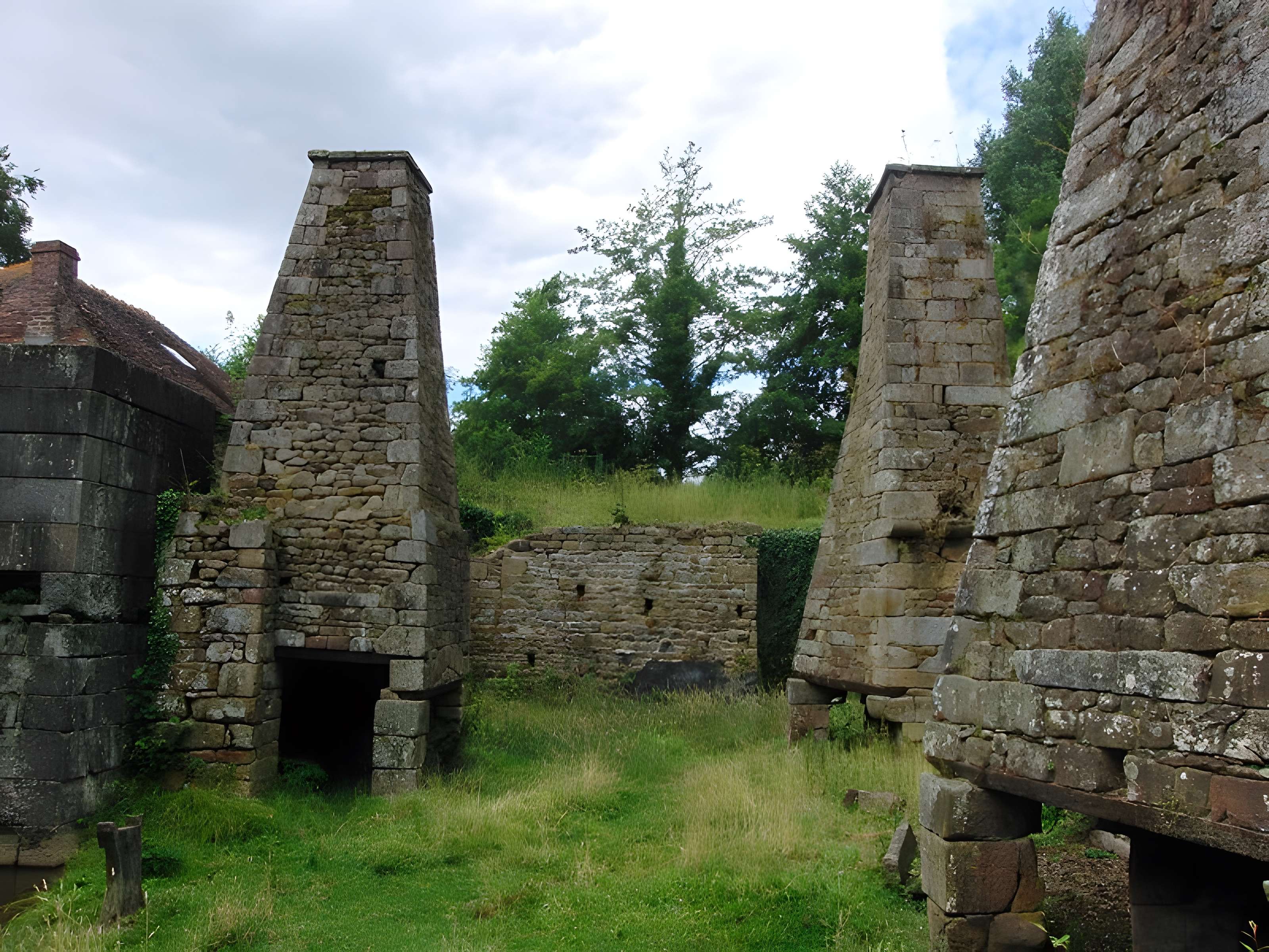 Forges de Varennes à Champsecret 