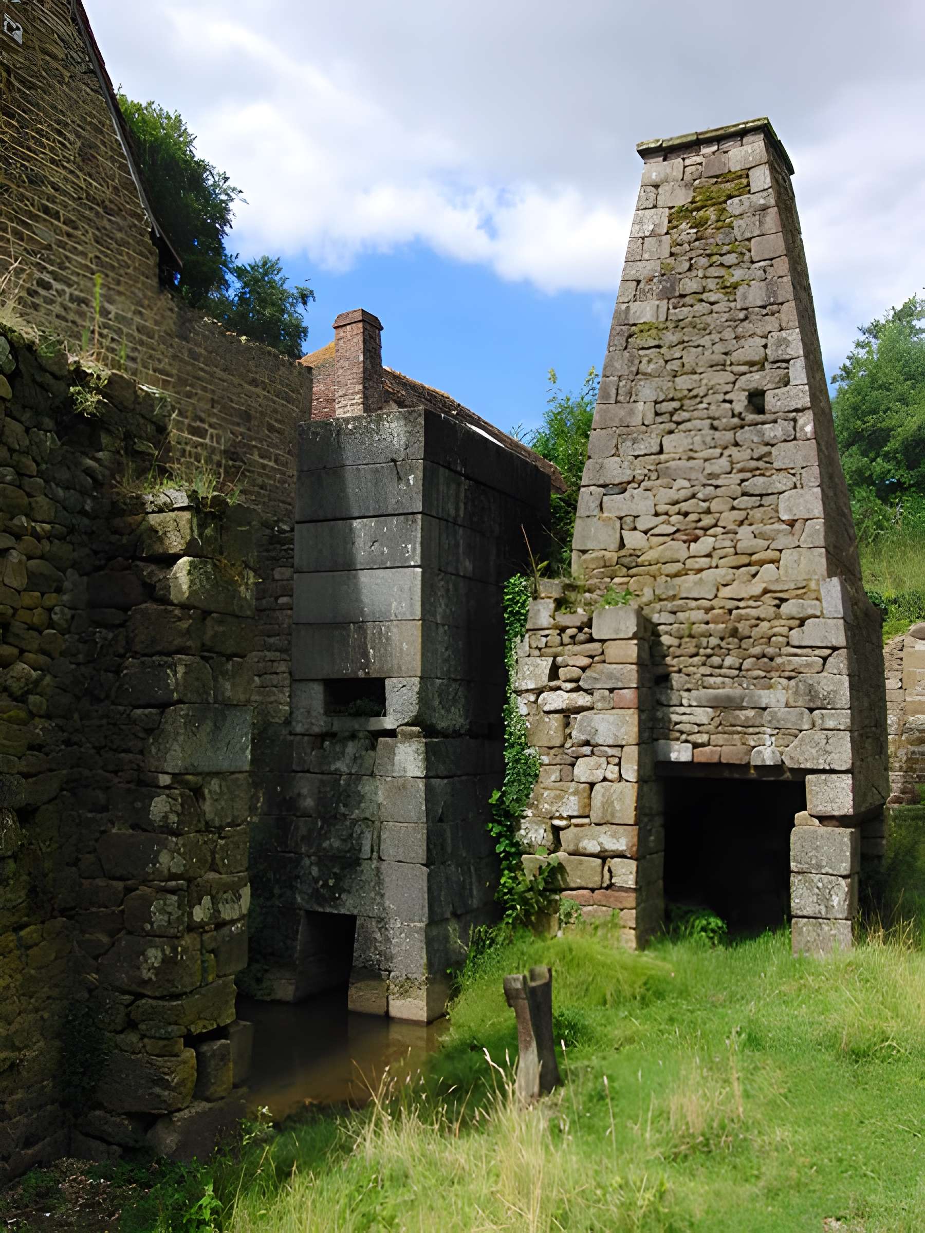 Forges de Varennes à Champsecret