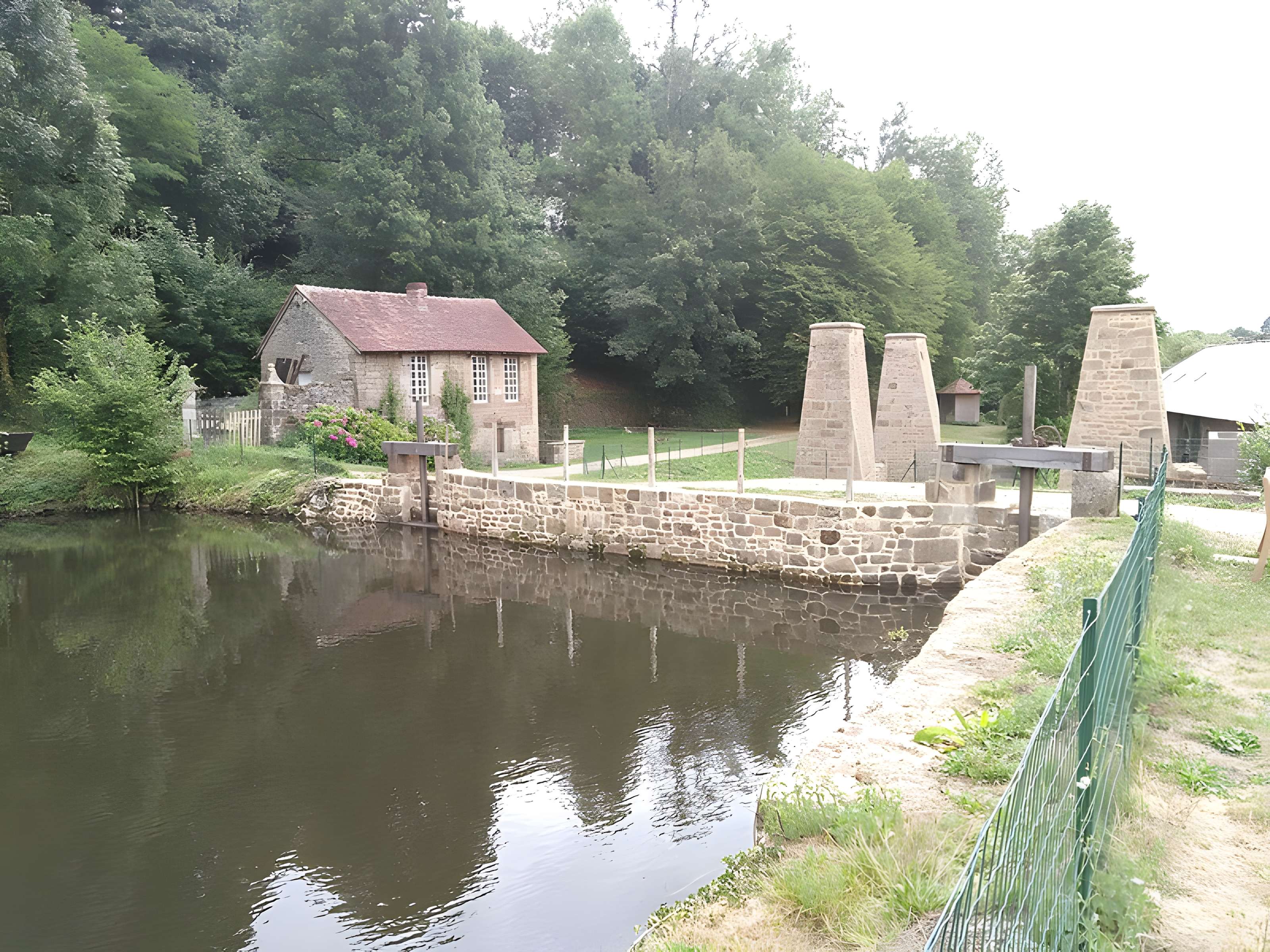 Forges de Varennes à Champsecret