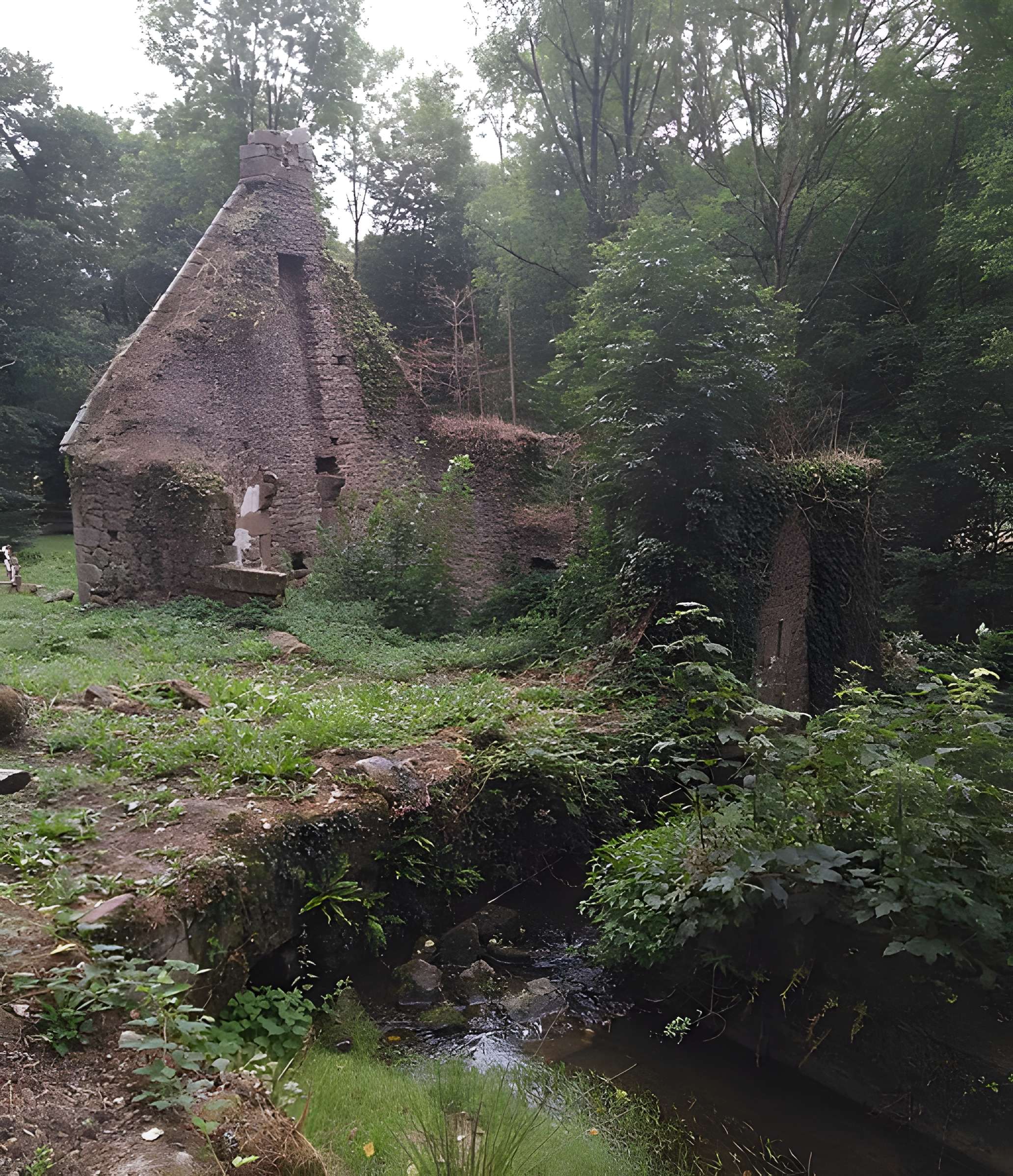 Forges de Varennes à Champsecret