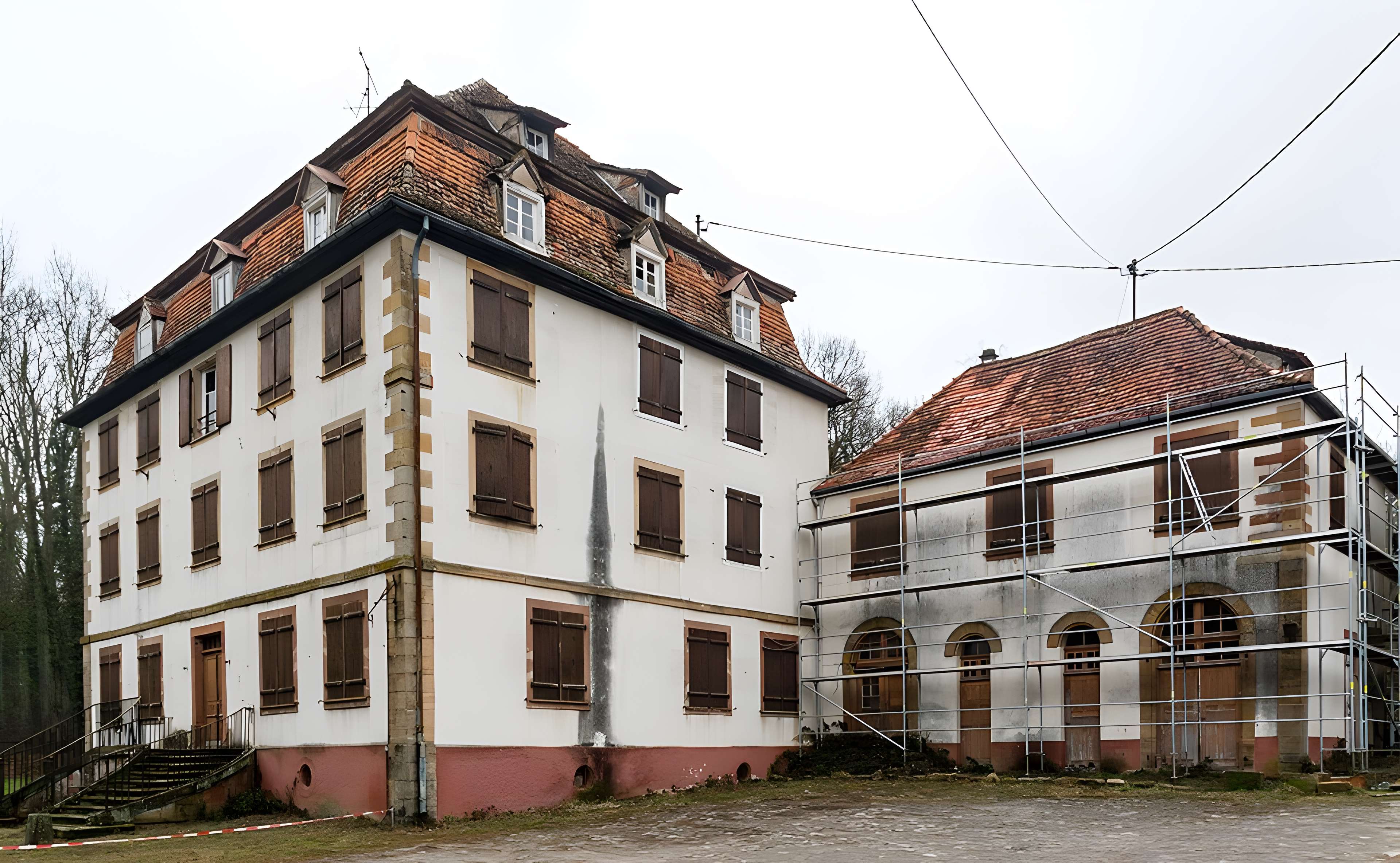 Ferme-château Le Bel