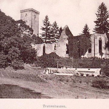 Ancien couvent des chanoines réguliers de saint Augustin