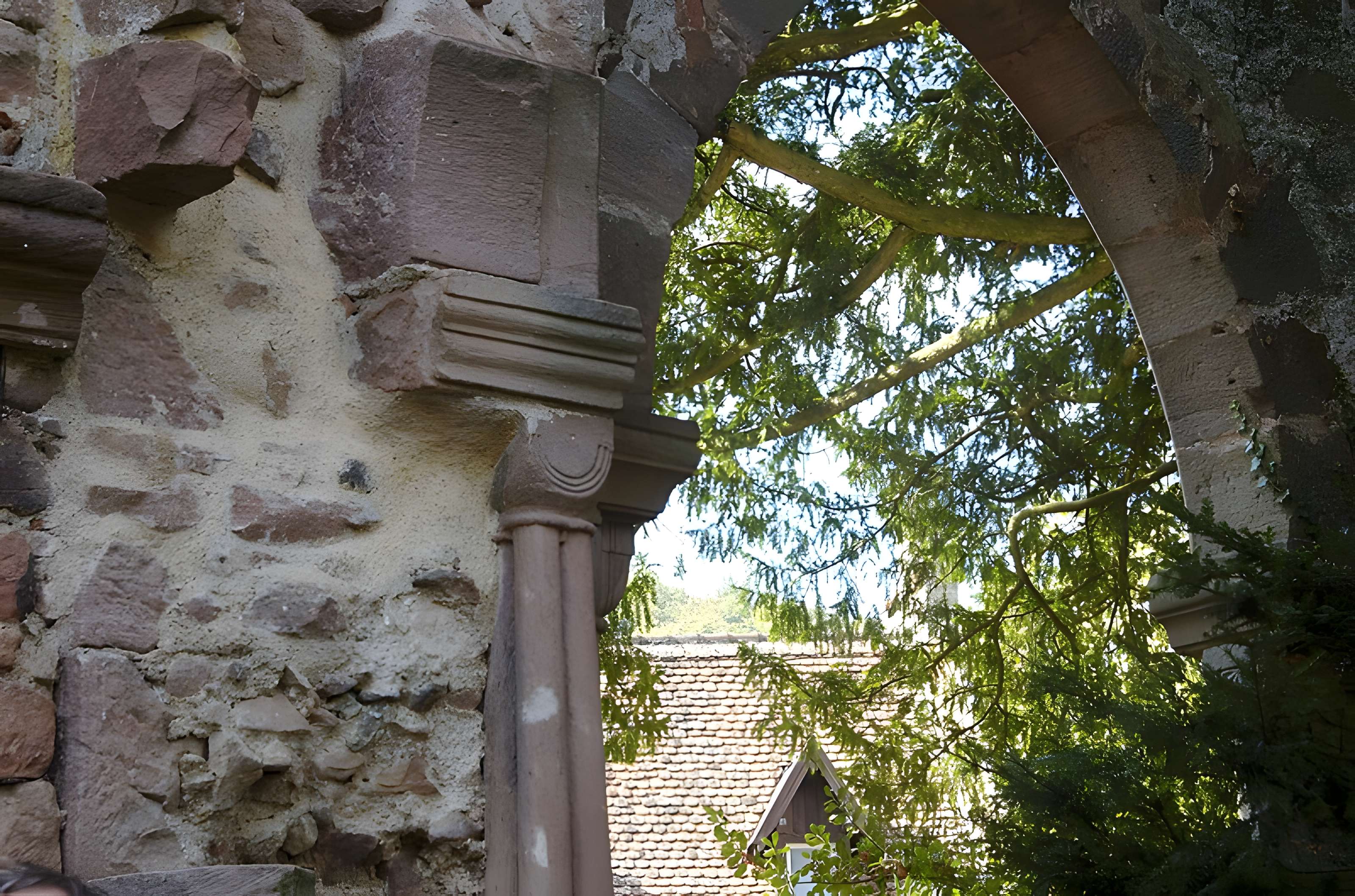 Ancien couvent des chanoines réguliers de saint Augustin