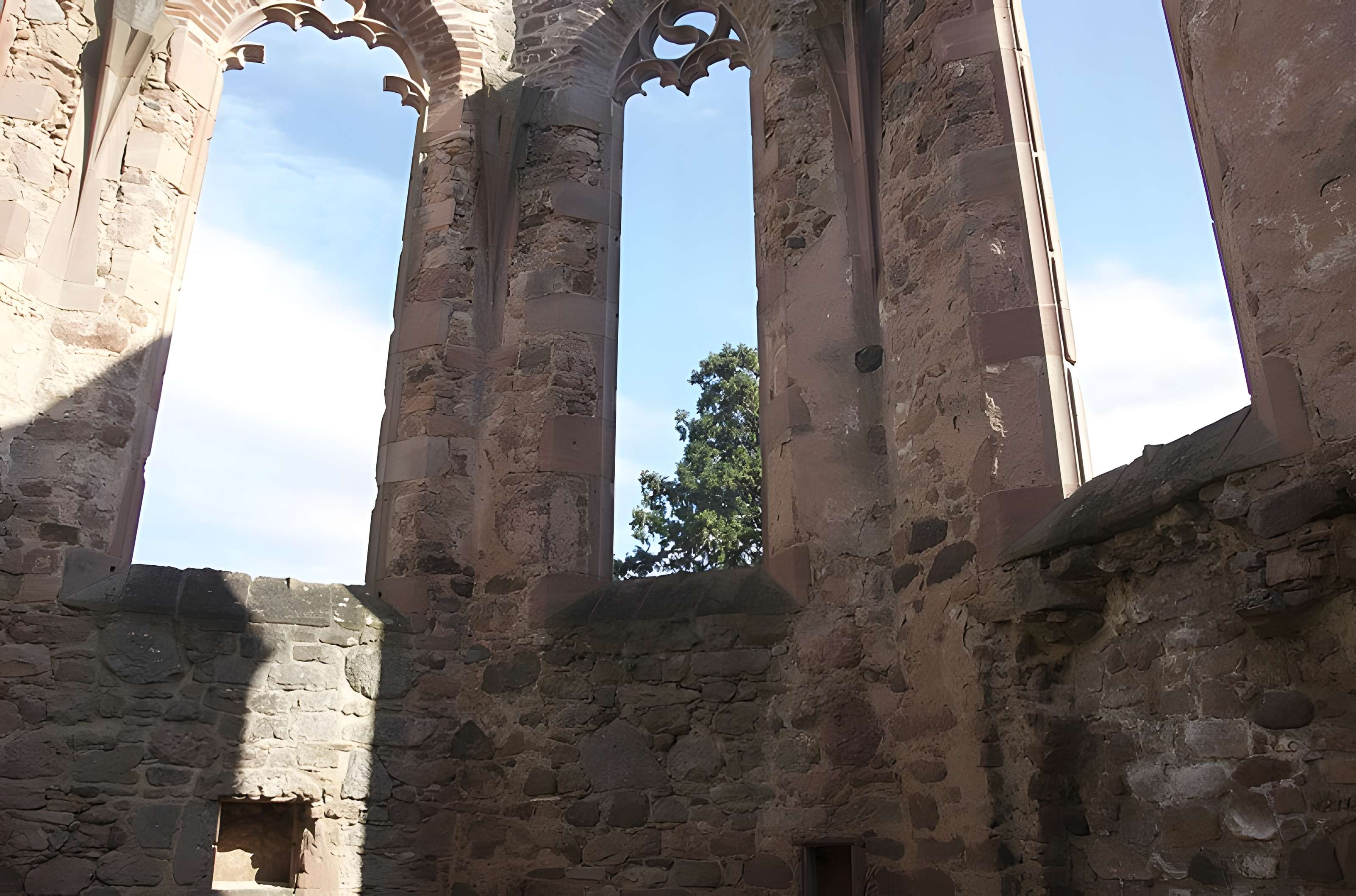 Ancien couvent des chanoines réguliers de saint Augustin