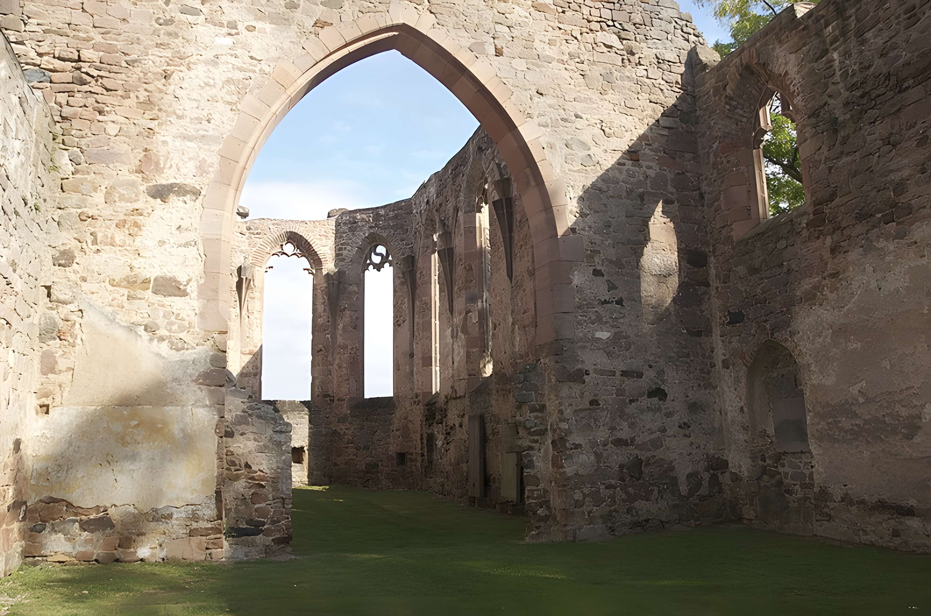 Ancien couvent des chanoines réguliers de saint Augustin