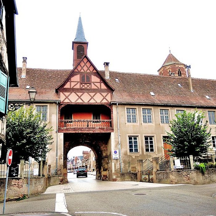 Photo de Remparts et quatre anciennes portes