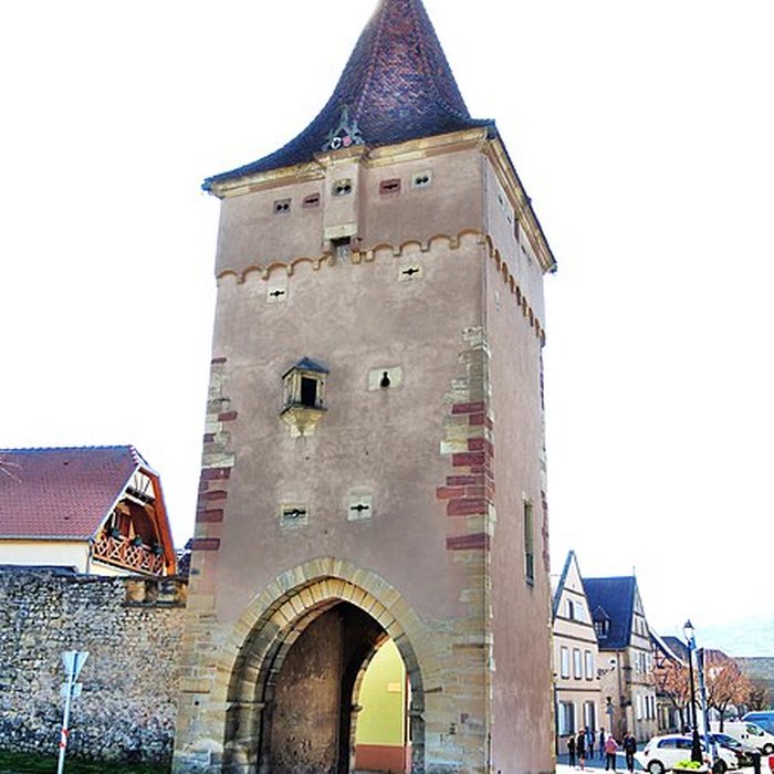 Photo de Remparts et quatre anciennes portes