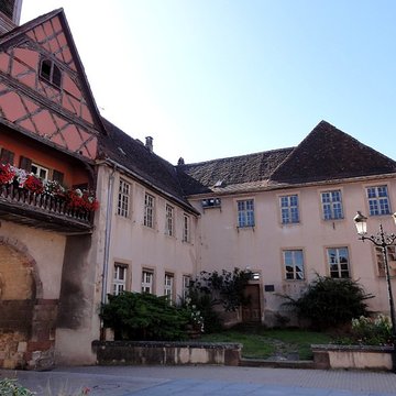 Remparts et quatre anciennes portes