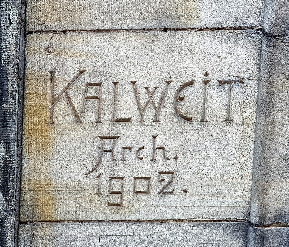 Ancien magasin Neunreiter, actuellement centre européen d'actions artistiques contemporains (CEAAC)