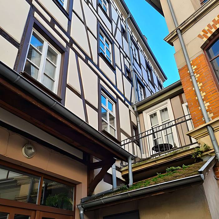 Photo de Ancien magasin Neunreiter, actuellement centre européen dactions artistiques contemporains CEAAC