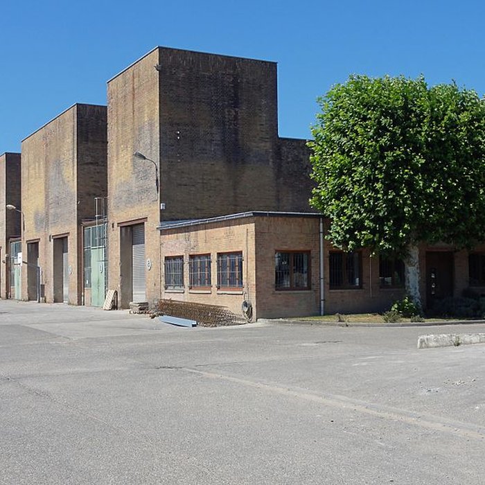 Photo de Ancienne usine Junkers Flugzeug-und-Motorenwerke A.G.