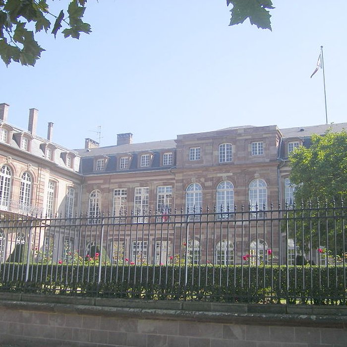 Photo de Hôtel des Deux Ponts ou Hôtel du Gouverneur militaire
