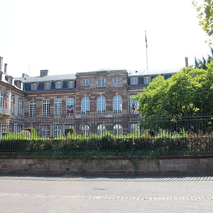 Photo de Hôtel des Deux Ponts ou Hôtel du Gouverneur militaire