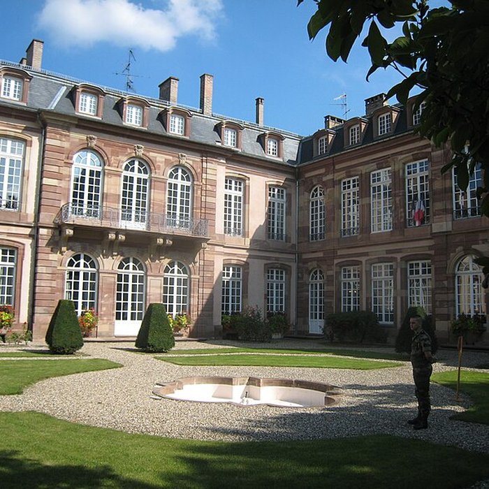 Photo de Hôtel des Deux Ponts ou Hôtel du Gouverneur militaire