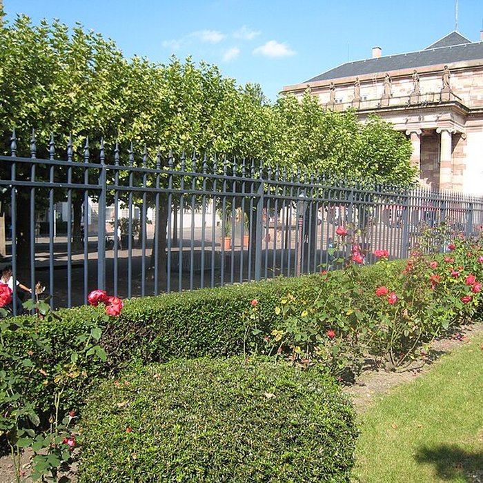Photo de Hôtel des Deux Ponts ou Hôtel du Gouverneur militaire