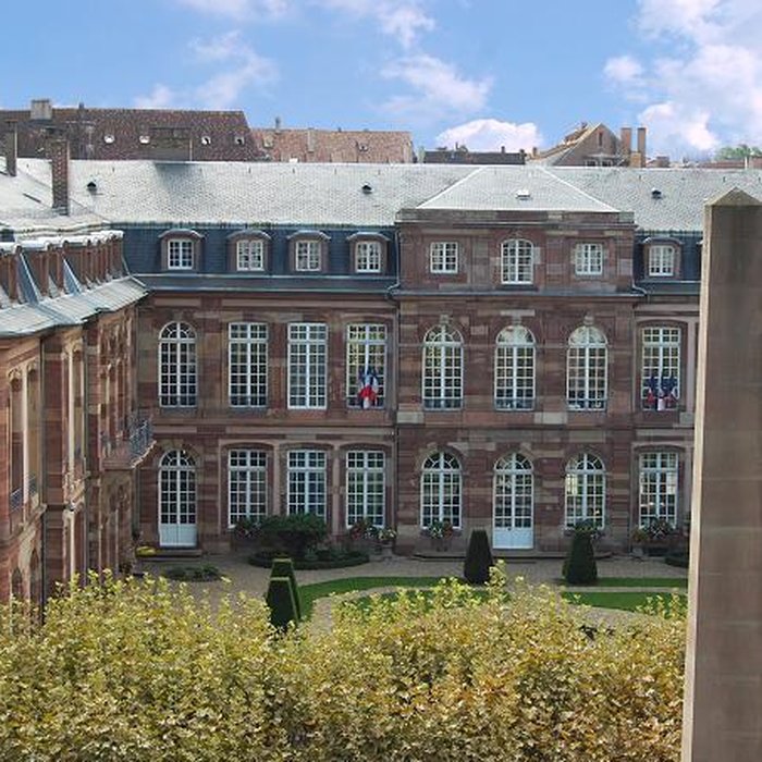 Photo de Hôtel des Deux Ponts ou Hôtel du Gouverneur militaire