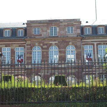 Hôtel des Deux Ponts ou Hôtel du Gouverneur militaire