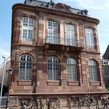 Hôtel des Deux Ponts ou Hôtel du Gouverneur militaire