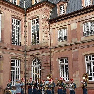 Hôtel des Deux Ponts ou Hôtel du Gouverneur militaire