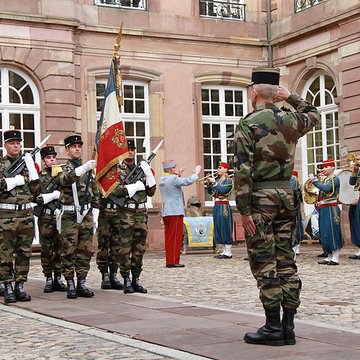 Hôtel des Deux Ponts ou Hôtel du Gouverneur militaire