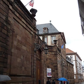 Hôtel des Deux Ponts ou Hôtel du Gouverneur militaire