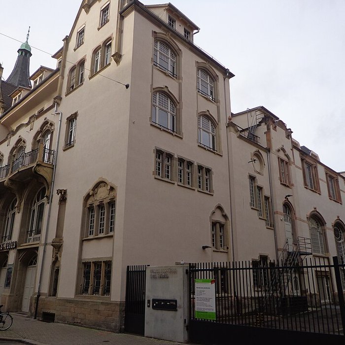 Photo de Palais des Fêtes