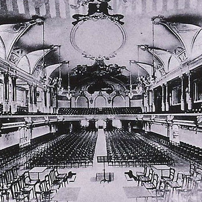 Photo de Palais des Fêtes