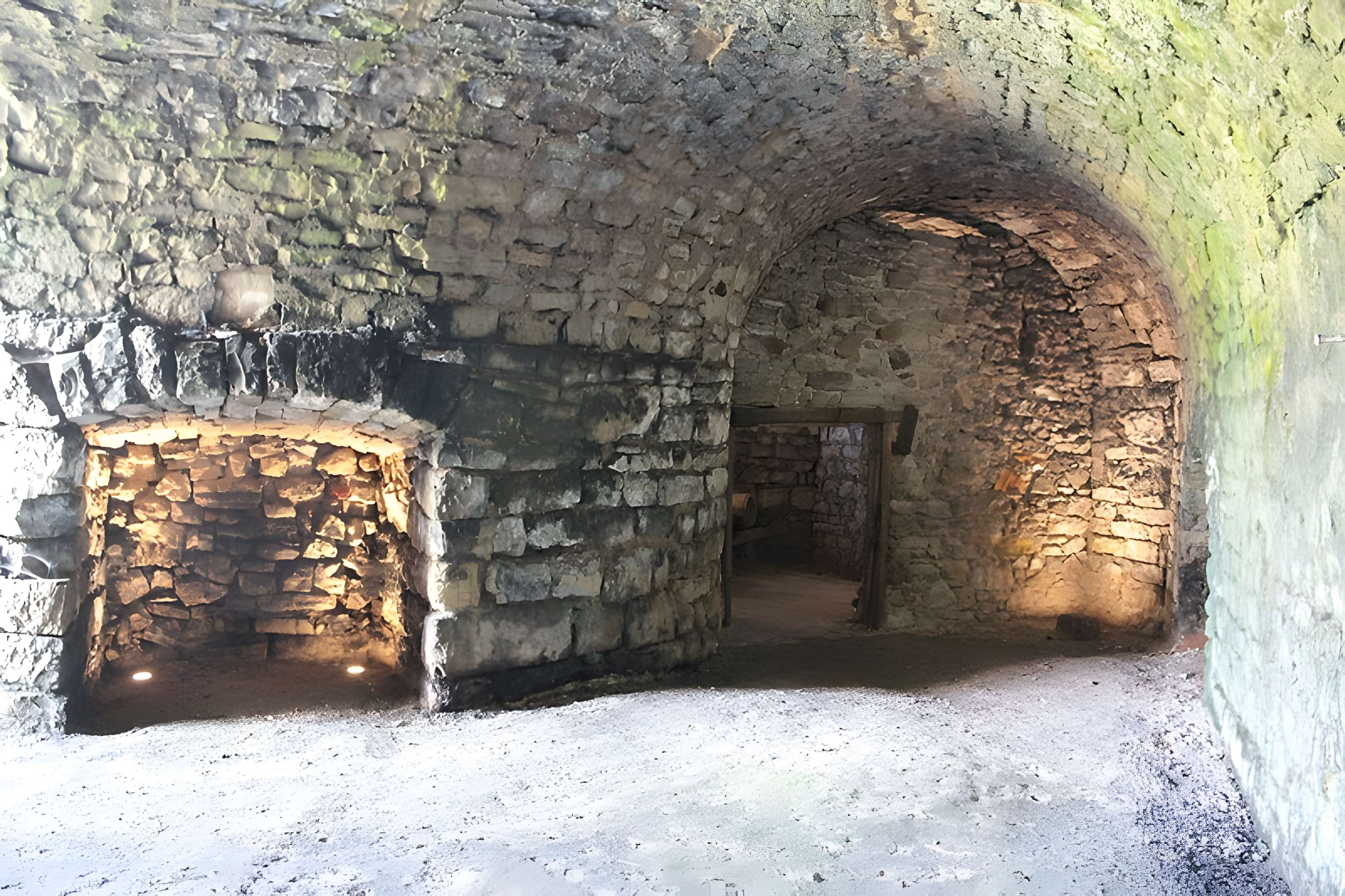 Four à chaux de La Tour-sur-Orb