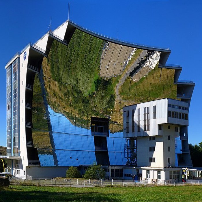 Photo de Four solaire dOdeillo à Font-Romeu-Odeillo-Via