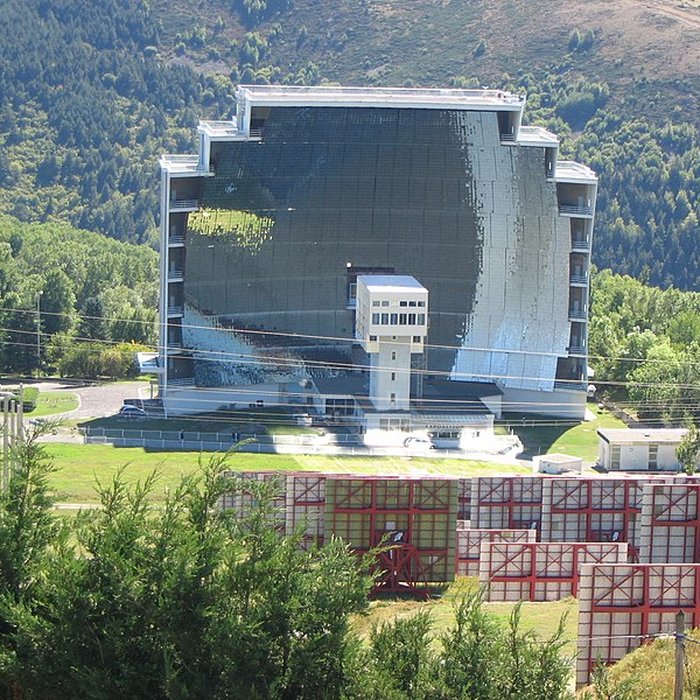 Photo de Four solaire dOdeillo à Font-Romeu-Odeillo-Via