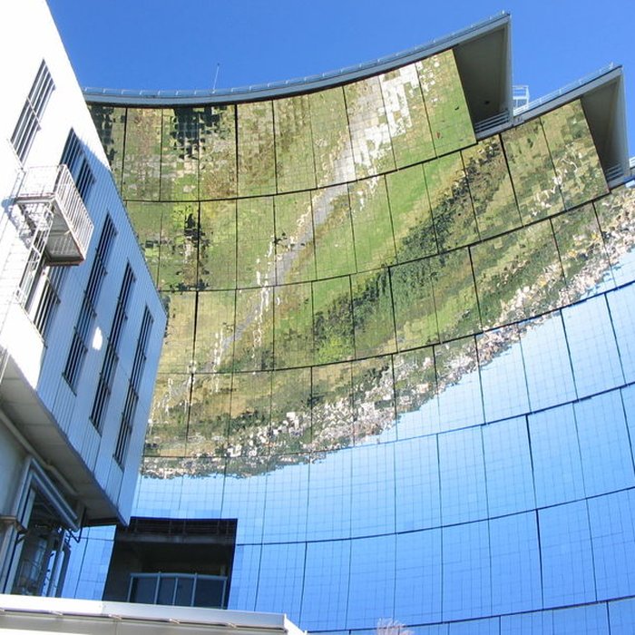 Photo de Four solaire dOdeillo à Font-Romeu-Odeillo-Via