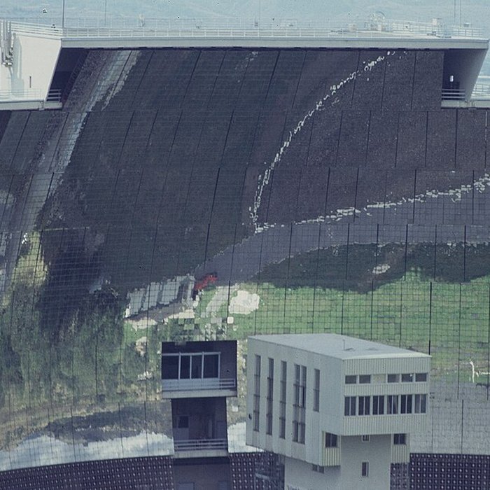 Photo de Four solaire dOdeillo à Font-Romeu-Odeillo-Via