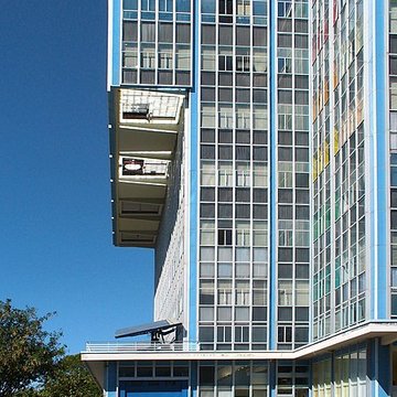 Four solaire dOdeillo à Font-Romeu-Odeillo-Via