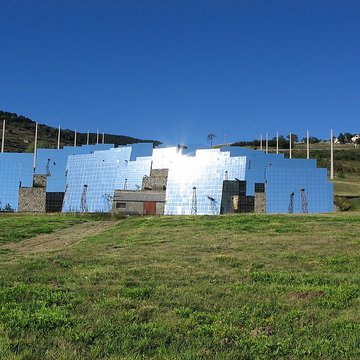 Four solaire dOdeillo à Font-Romeu-Odeillo-Via