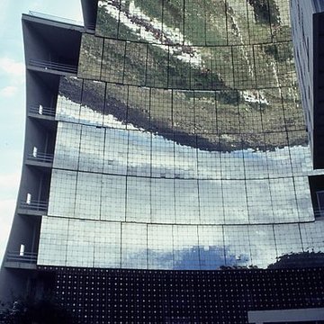 Four solaire dOdeillo à Font-Romeu-Odeillo-Via