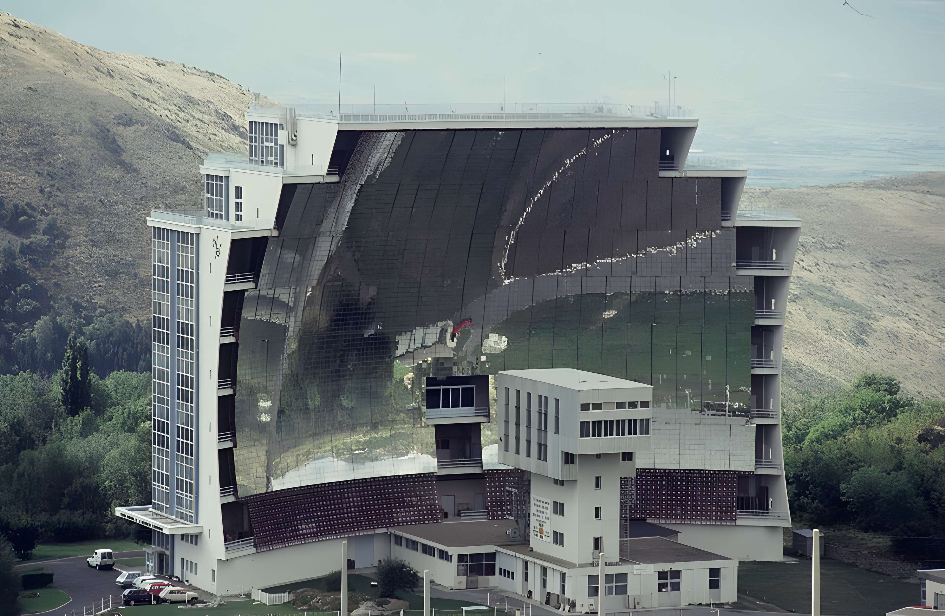 Four solaire d'Odeillo à Font-Romeu-Odeillo-Via