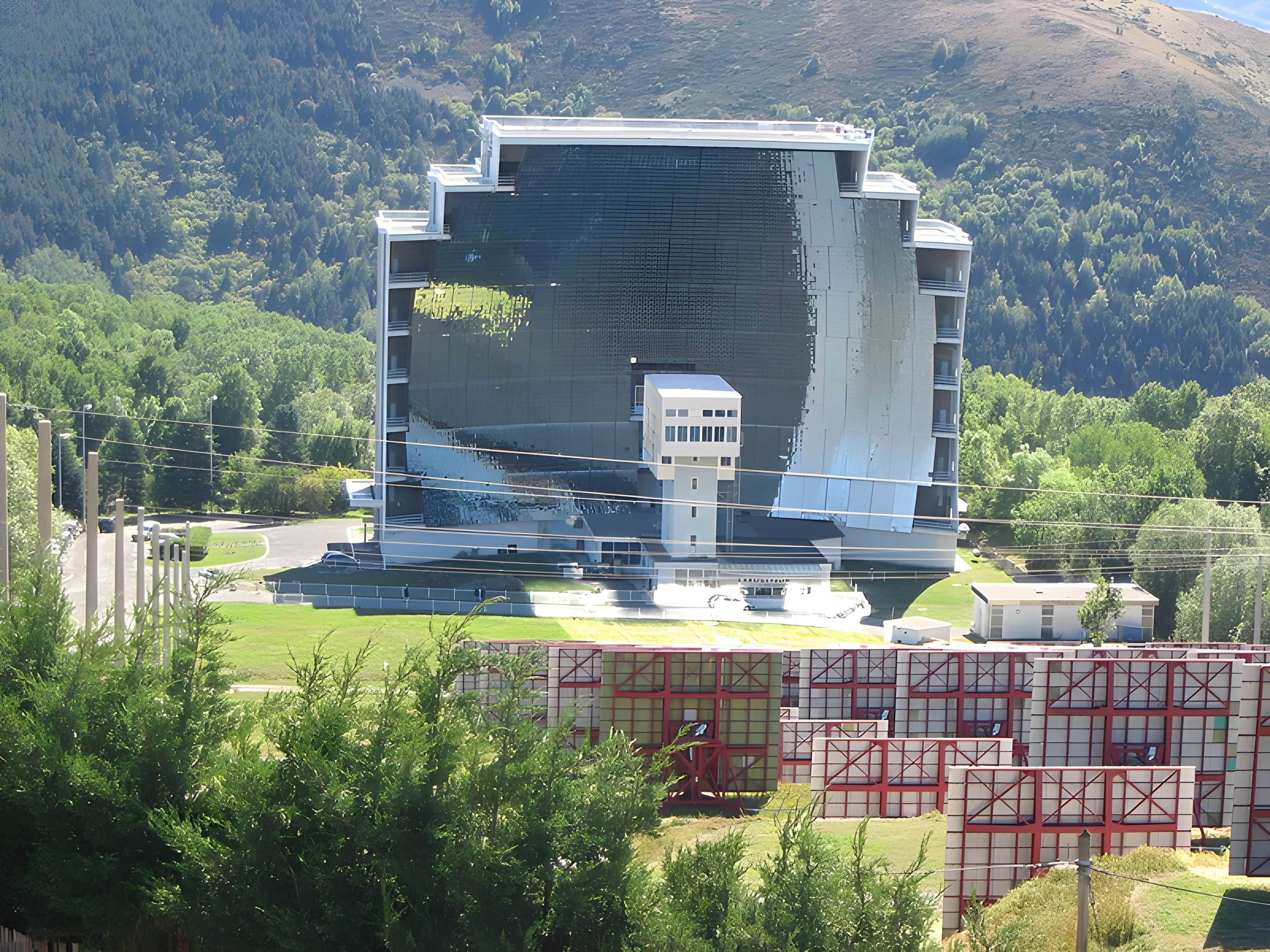 Four solaire d'Odeillo à Font-Romeu-Odeillo-Via