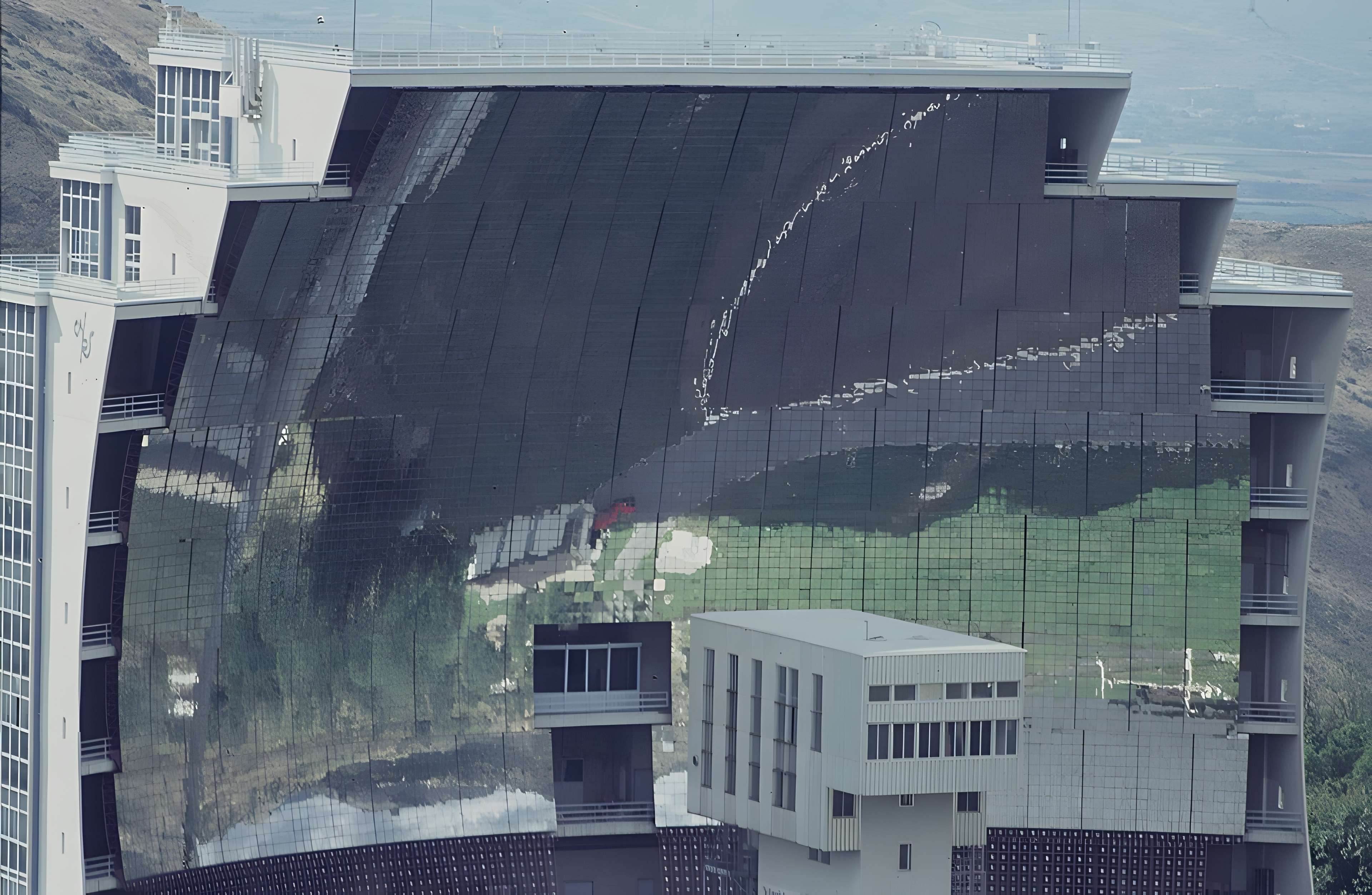 Four solaire d'Odeillo à Font-Romeu-Odeillo-Via