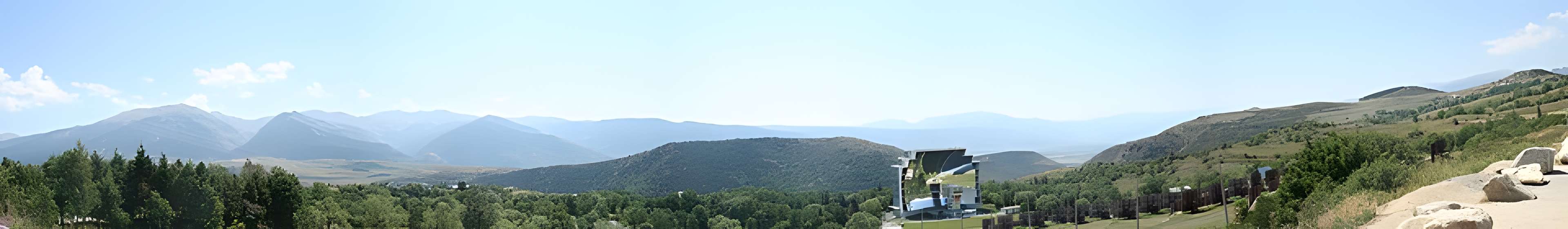 Four solaire d'Odeillo à Font-Romeu-Odeillo-Via