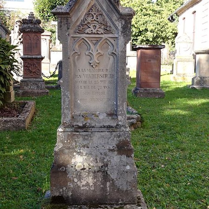 Photo de Ancien cimetière bourgeois