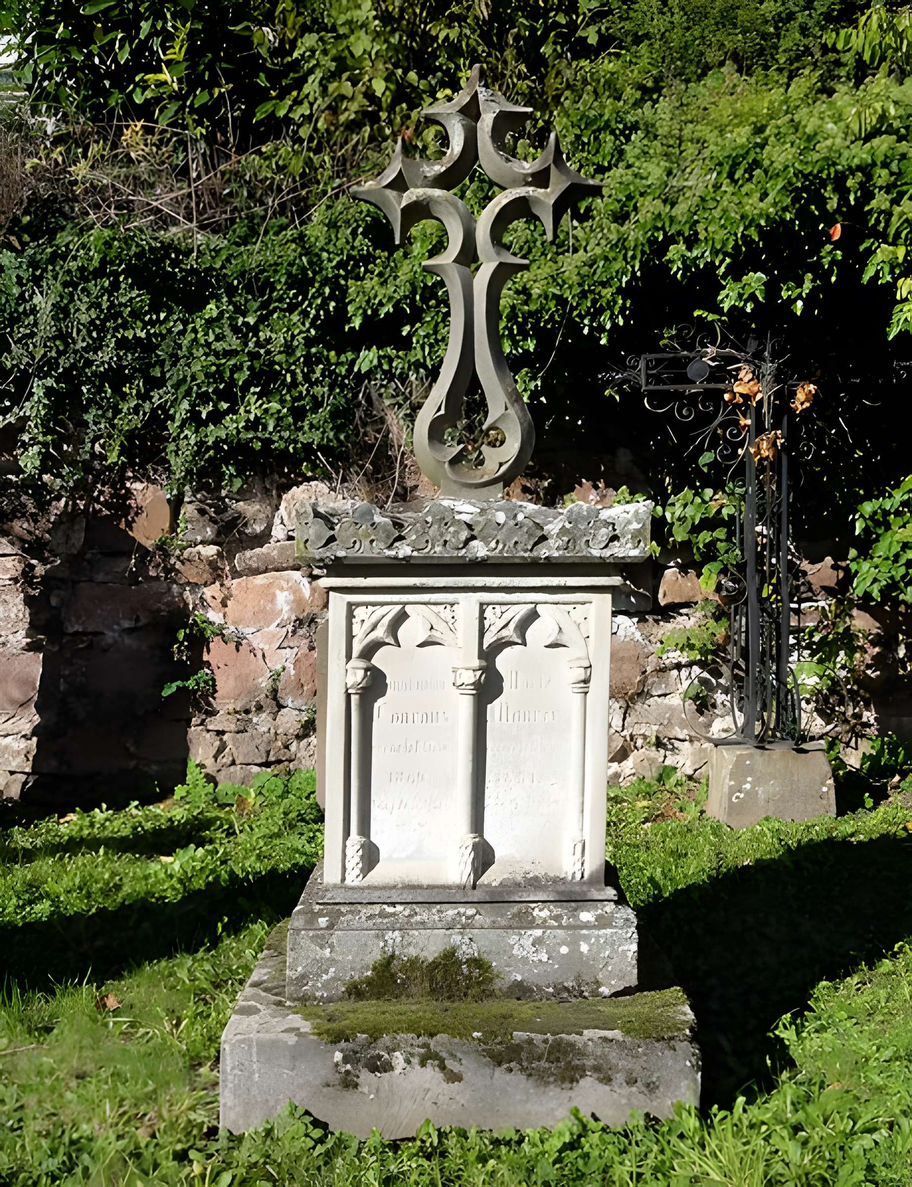 Ancien cimetière bourgeois