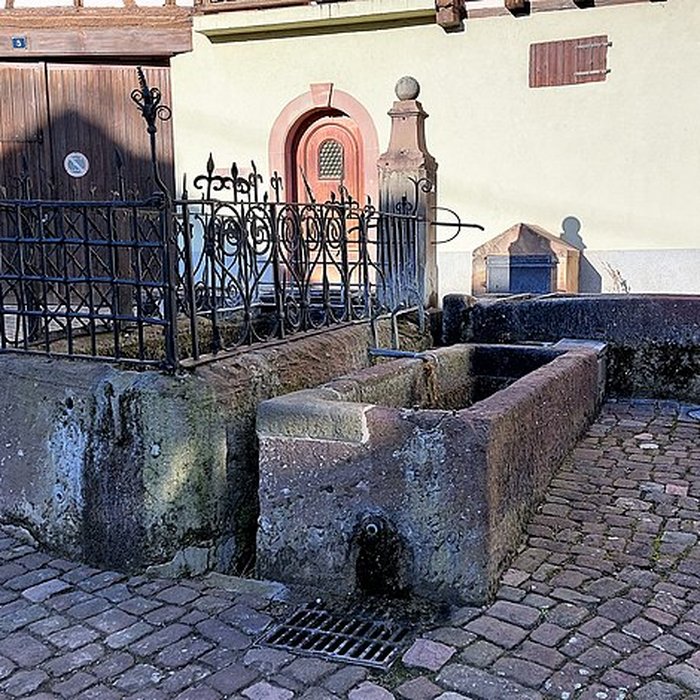 Photo de Fontaine près de la mairie