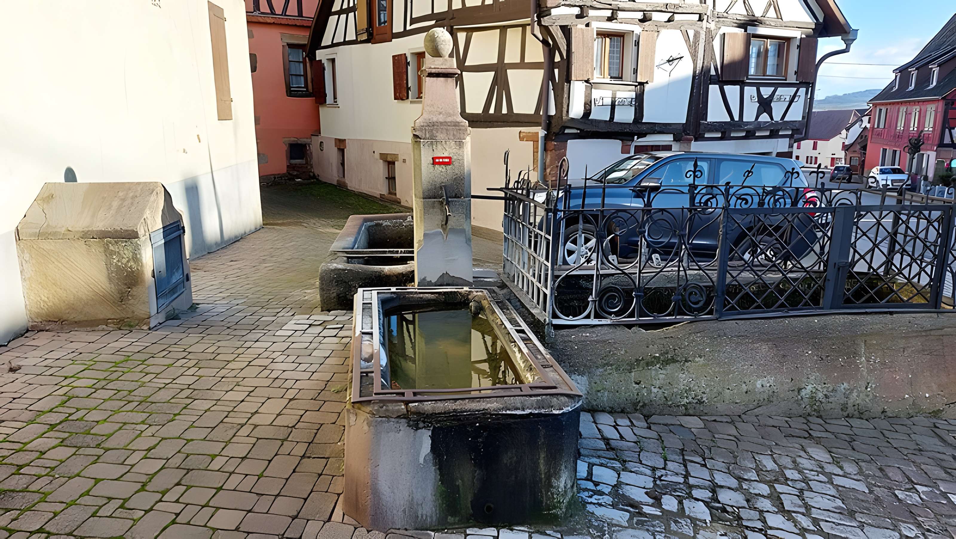 Fontaine près de la mairie